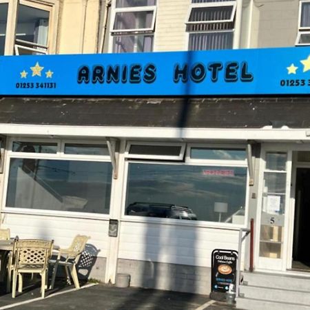 Arnies Hotel Blackpool Exterior photo